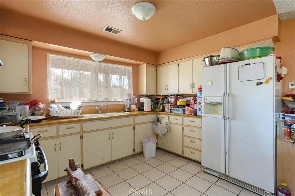 listing image 130721339933327176028