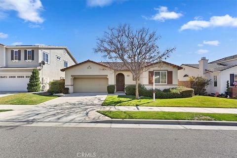 A home in Lake Elsinore