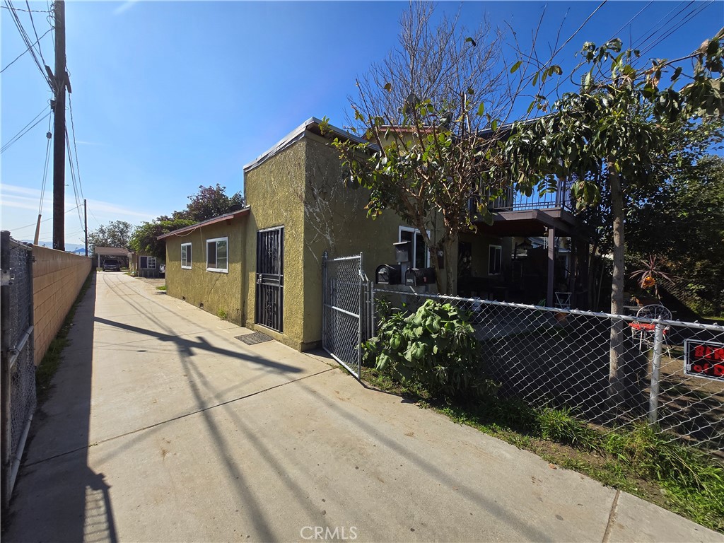 11034 Klingerman Street