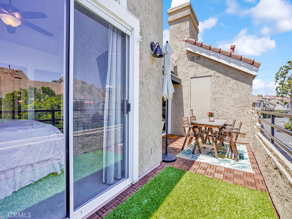 Expressions (RNE) - Residential Lease