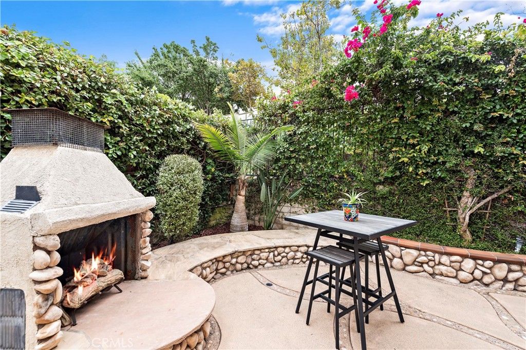 listing image 130725723232195924158