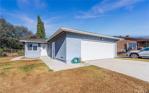 A home in Santa Fe Springs