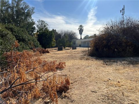 A home in Lake Elsinore