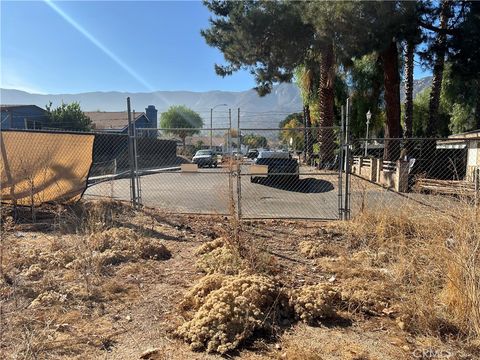 A home in Lake Elsinore