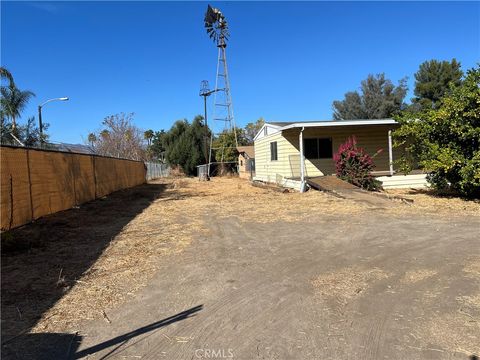 A home in Lake Elsinore