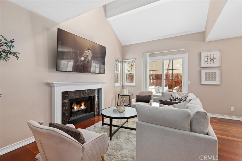 View Costa Mesa, CA 92627 townhome