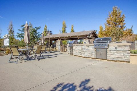 A home in Lake Elsinore