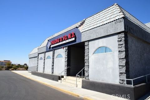 43821 W 15th Street W Lancaster CA 93534
