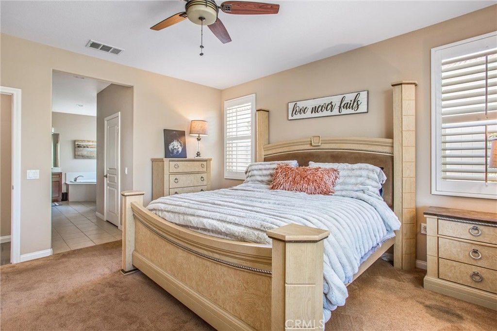 listing image 130724001593633682720