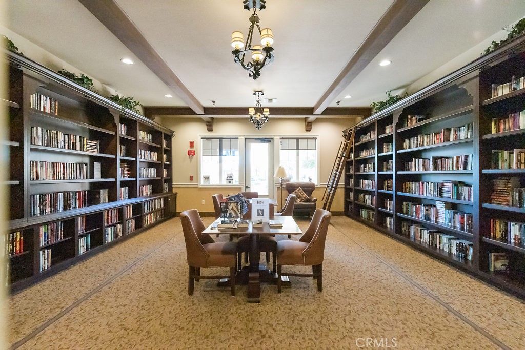 listing image 130729484621010991039
