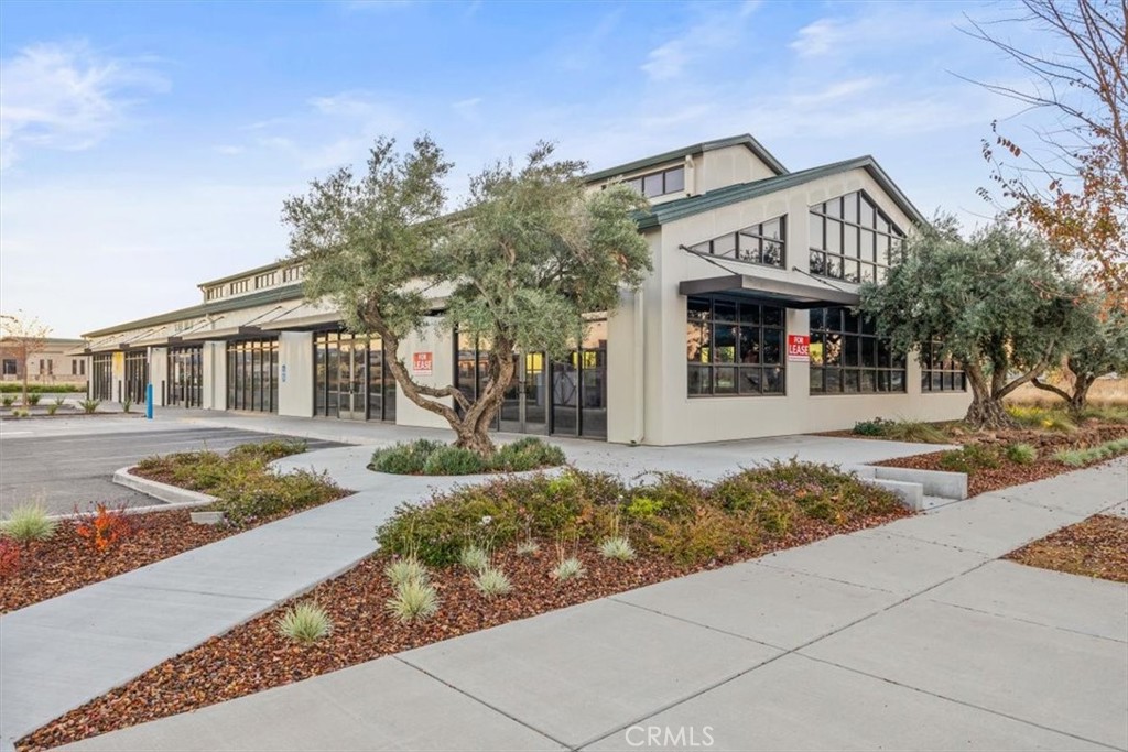 Prime corner retail building on E.20th Street (22,000 ADT) between Hwy 99 and Bruce Rd. within Meriam Park, a 270 acre master planned community with a balance of residential, retail, commercial businesses, and social gathering spaces. This unique end cap retail location is next door to Sweet Flower, Chico's first dispensary with high daily traffic, directly across from Farmer's Brewing Co. Restaurant & Taproom and in walking distance to shops, restaurants, social gathering spaces, events, parks, office and medical spaces, homes and more. The entire available space is 4,250sf but could be divided into two separate spaces (2,800sf & 1,450sf - contact agent for rental rates for the separate spaces). The space is currently in a cold shell condition. A Tenant Improvement allowance will be provided by Landlord.