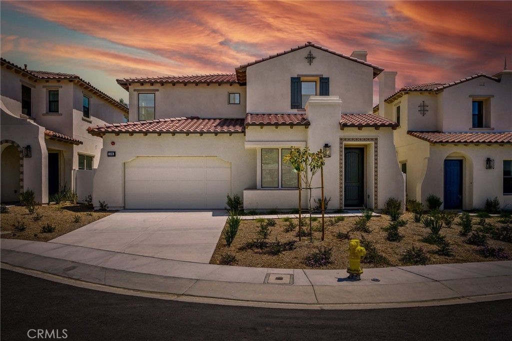 listing image 130729317194415009311