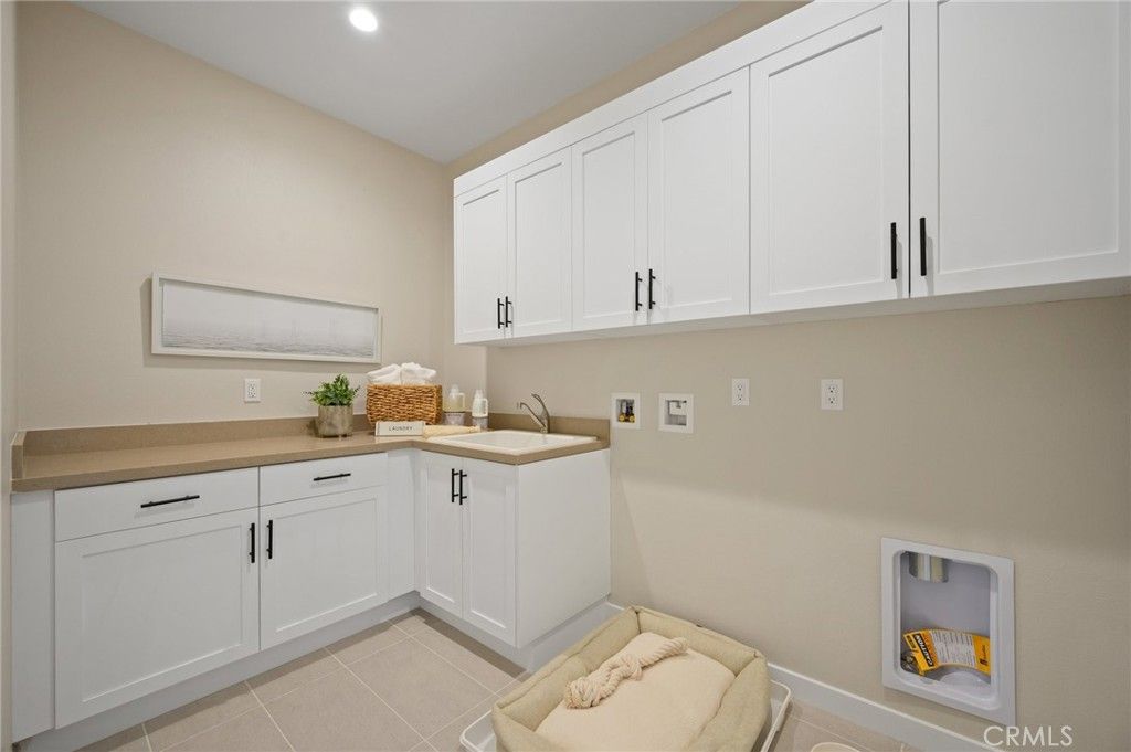 listing image 130724289130070398674