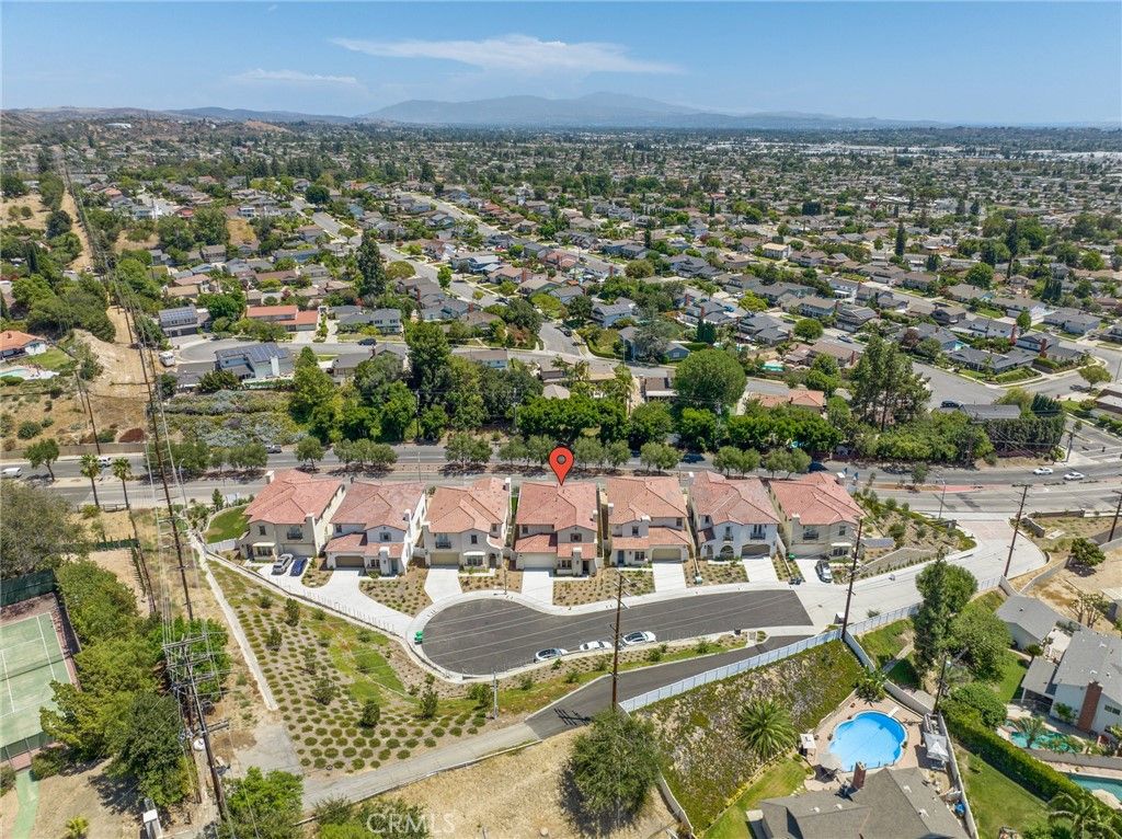 listing image 130725161055116060306