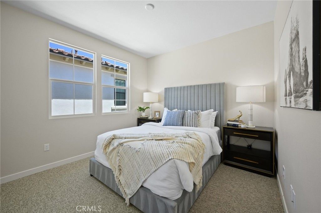 listing image 130723268361665565295