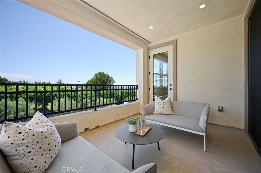 listing image 130724143725055515932
