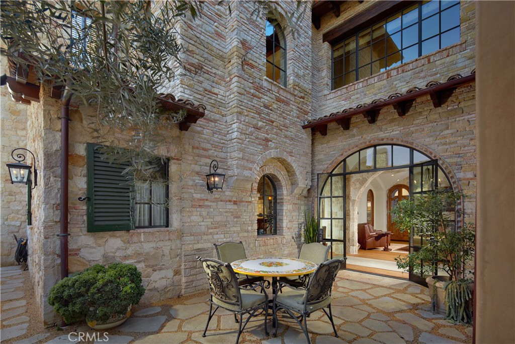 Corona del Mar South of PCH (CDMS) - Residential