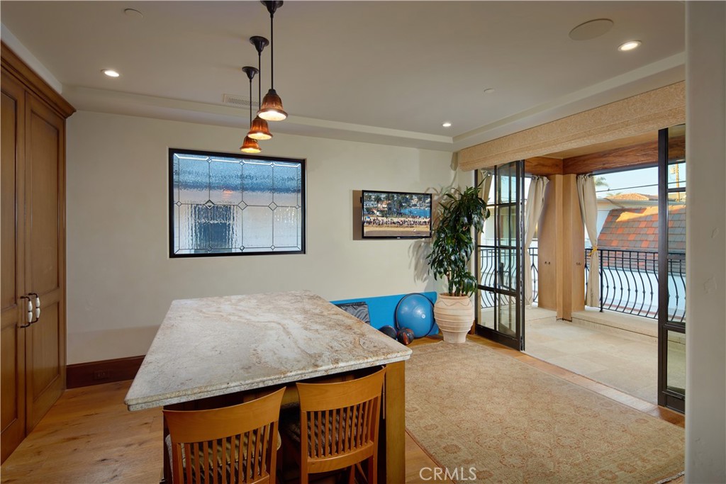 Corona del Mar South of PCH (CDMS) - Residential
