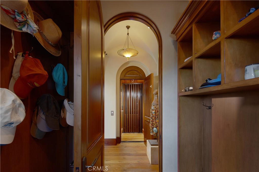 Corona del Mar South of PCH (CDMS) - Residential