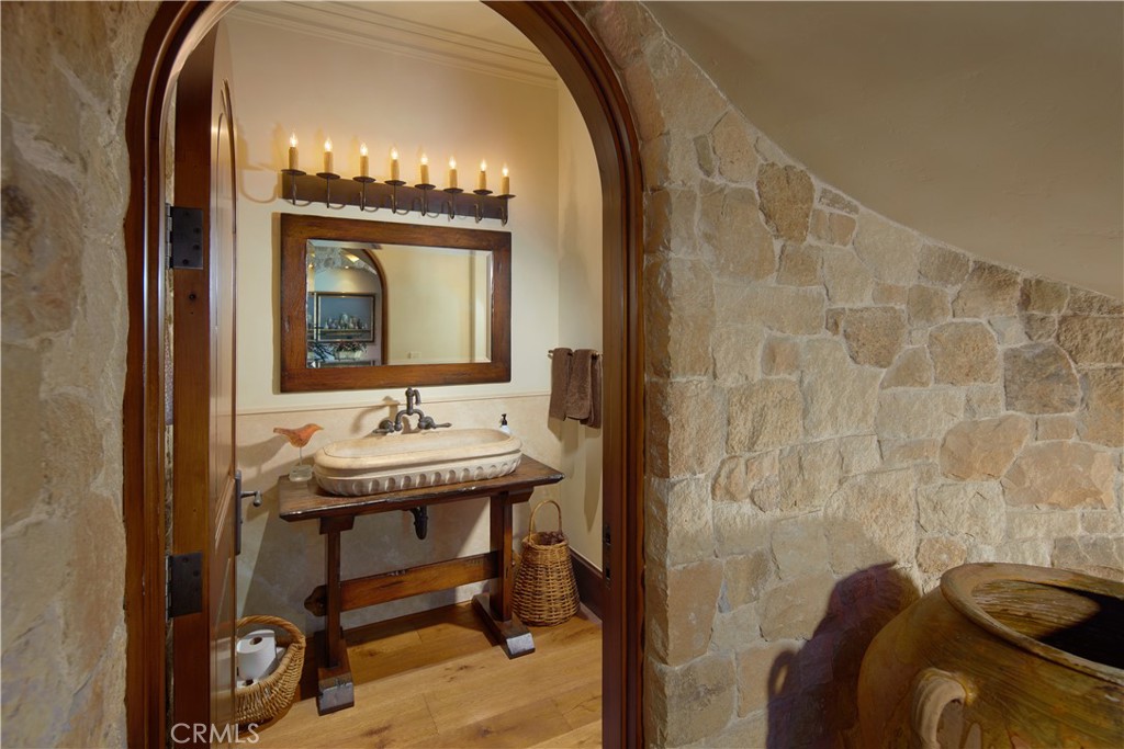 Corona del Mar South of PCH (CDMS) - Residential