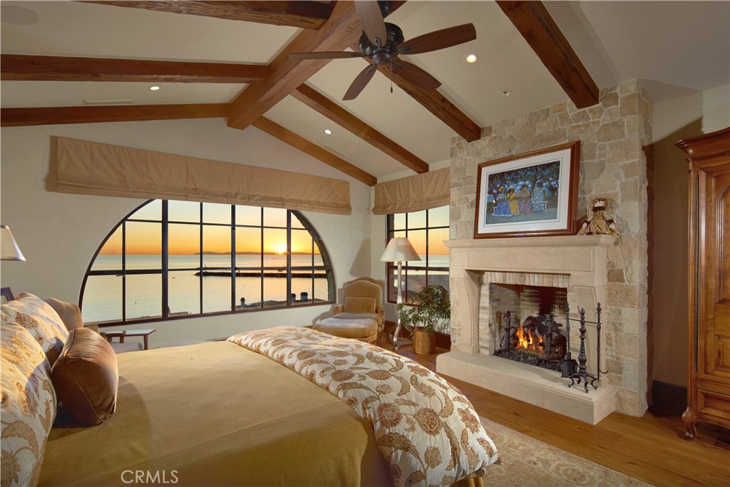 Corona del Mar South of PCH (CDMS) - Residential
