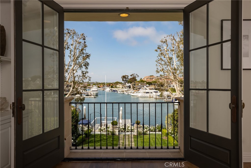 Harbor Island (HARI) - Residential