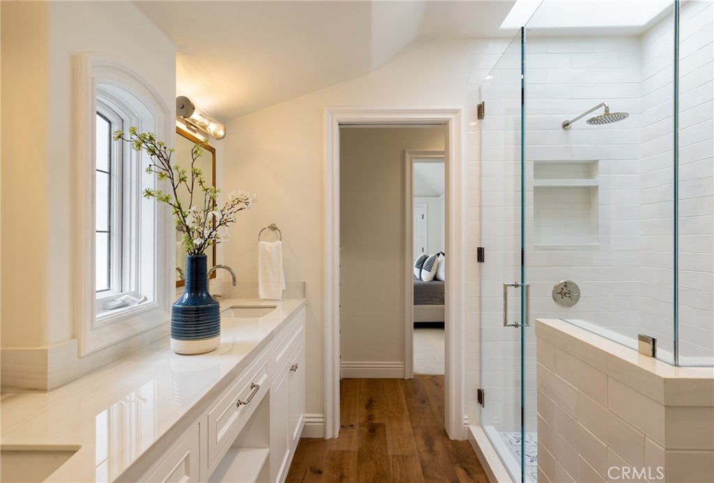 Harbor Island (HARI) - Residential