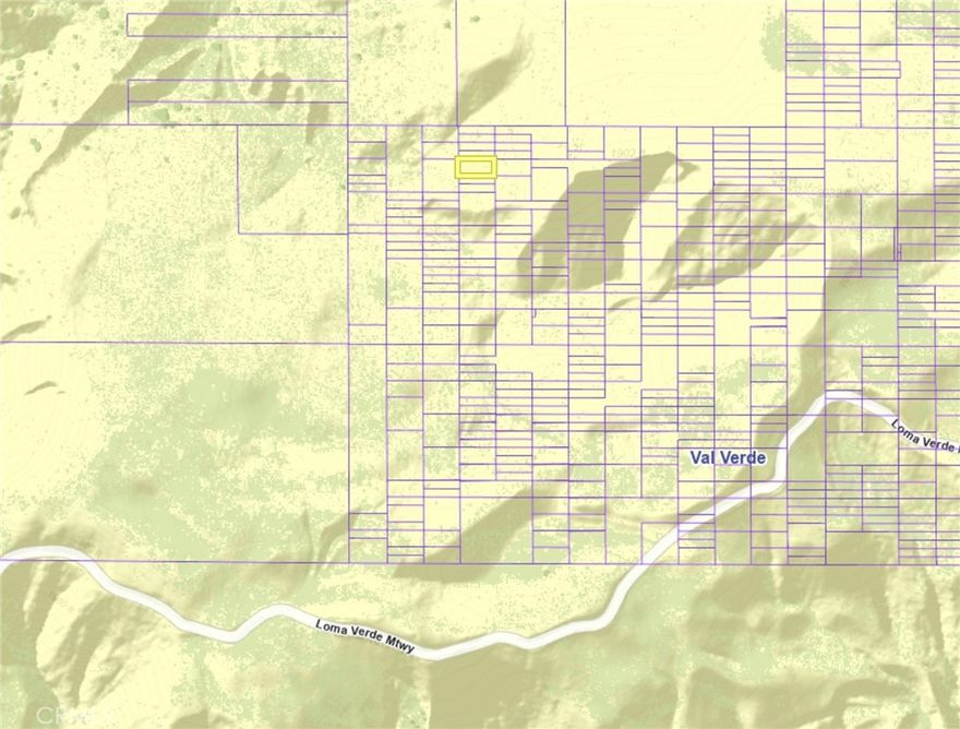 Vacant Lot in Val Verde, California Located in the serene surroundings of Val Verde, California, this expansive 5388 square feet vacant lot offers boundless potential for future development. Nestled amidst picturesque mountains, this prime piece of real estate provides a tranquil retreat while being conveniently situated just 5 minutes from the 5 Freeway and 5 minutes to the 126 Freeway, ensuring easy access to nearby amenities and transportation routes. Enjoy the convenience of proximity to shopping centers, with the added bonus of being a mere 10 minutes away from the excitement of Magic Mountain. Don't miss this opportunity to invest in your dream development project in this idyllic location. Contact us today for more information!
