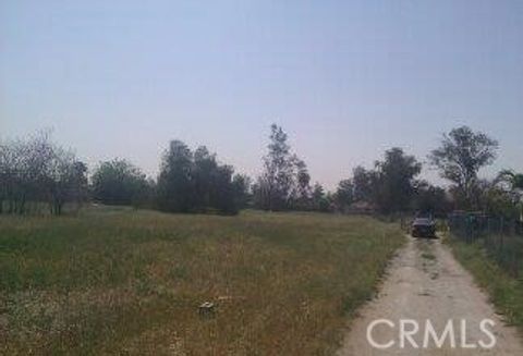 16447 Arrow Boulevard Fontana CA 92335