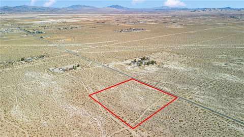 Photo of 0 Crystal Creek Road, Lucerne Valley, CA 92356 (MLS # HD25006472) Photo of 0 Crystal Creek Road, Lucerne Valley, CA 92356 (MLS # HD25006472)