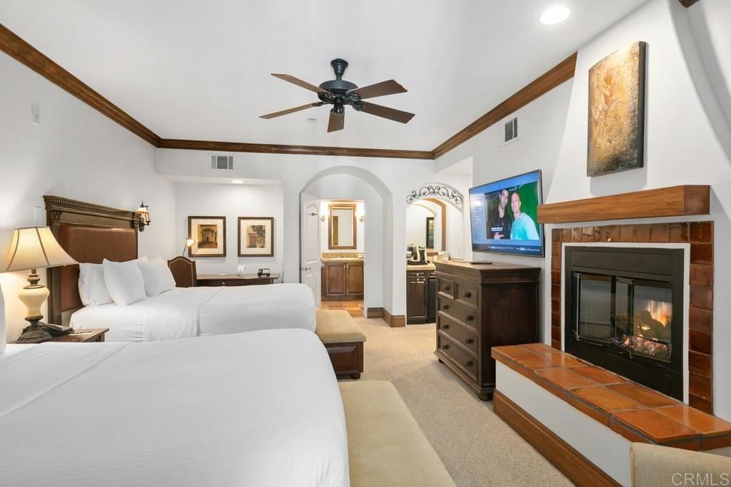 listing image 130728756714774290889
