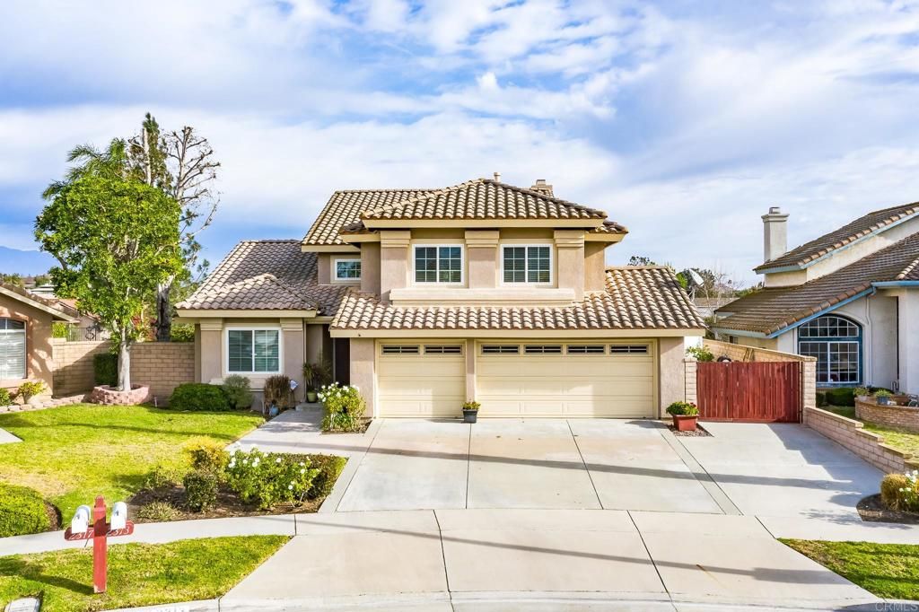 listing image 130724924483651726344
