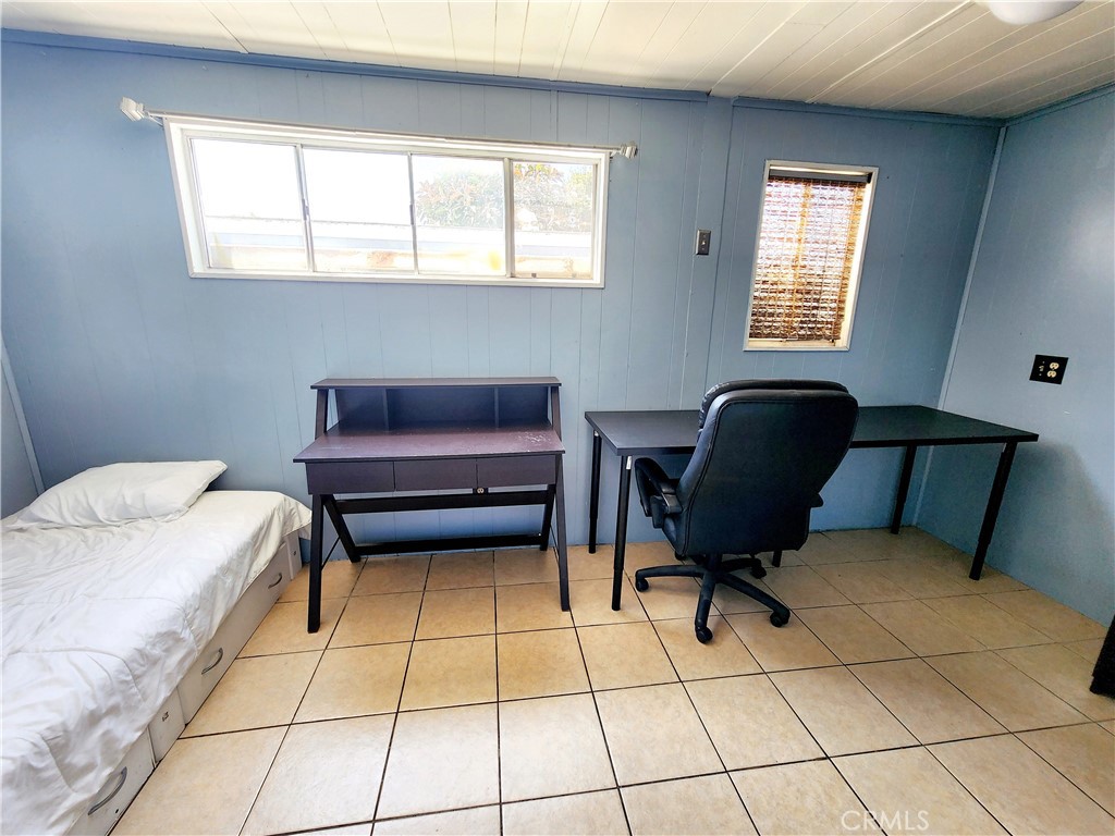 Photo 11 of 21 of 23701 Western 247 mobile home