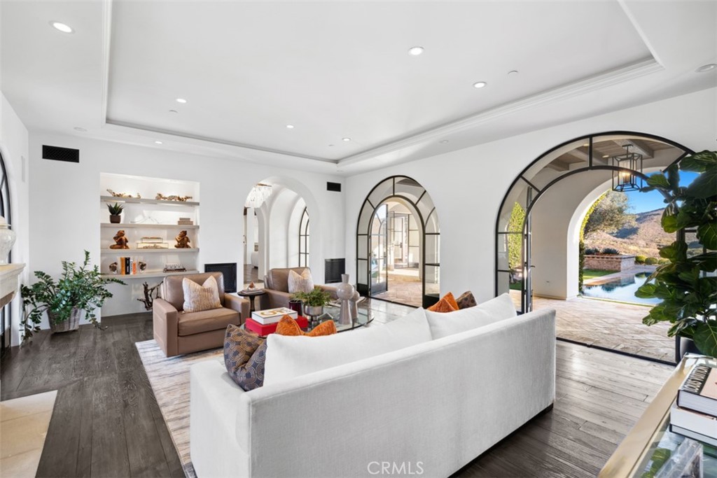 Shady Canyon Custom (SHDC) - Residential