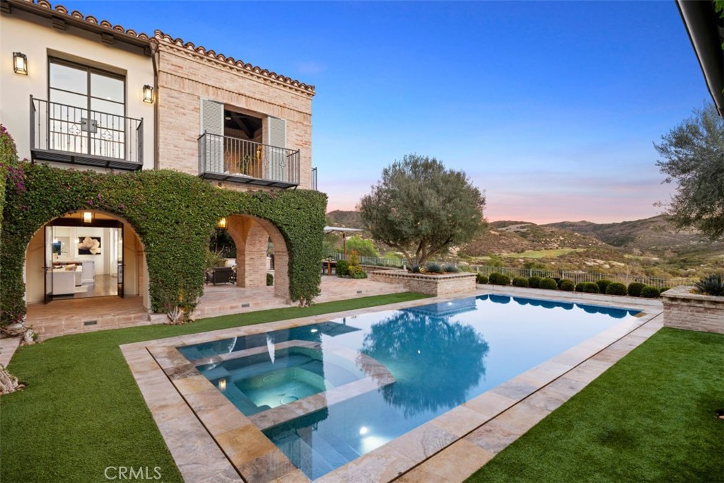 Shady Canyon Custom (SHDC) - Residential