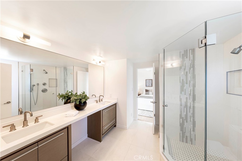 Irvine Terrace (IRVT) - Residential