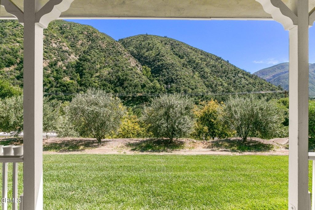 listing image 130726610849082800565