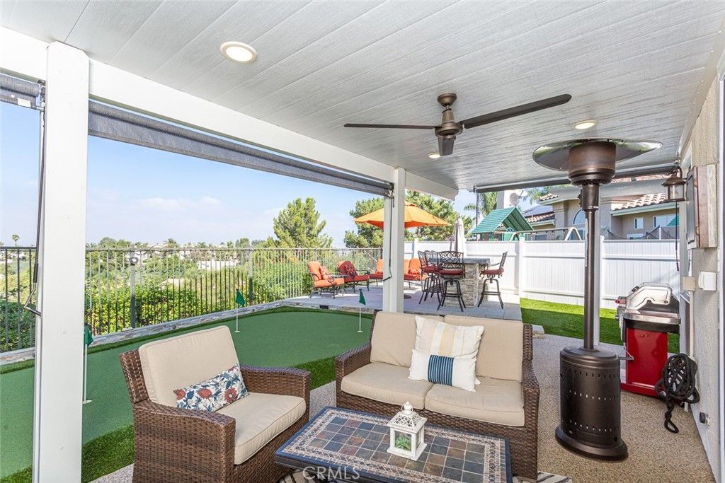 listing image 130724097743674832487