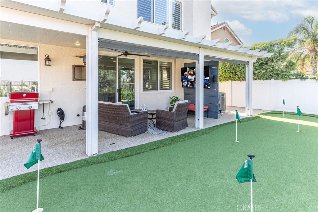 listing image 130729761776175471282