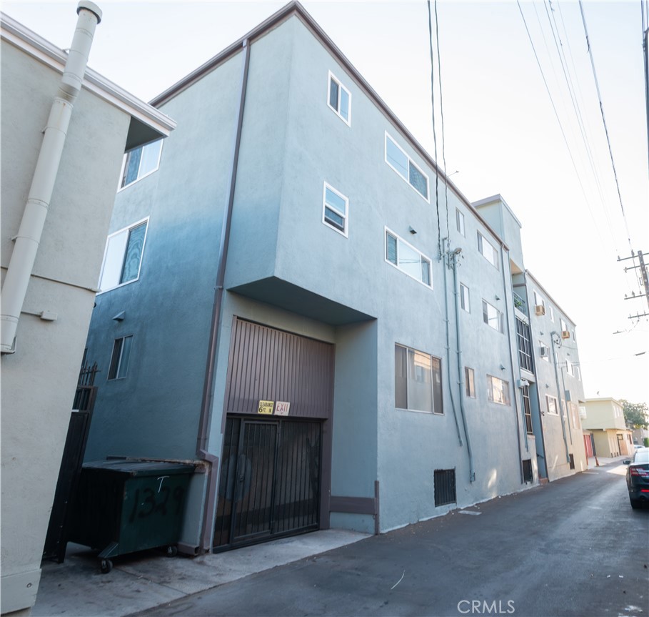 1329 e 1st street 10