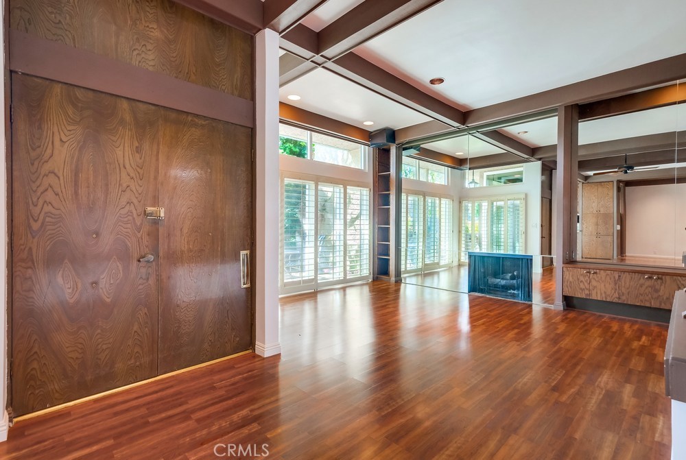 1134 Palo Verde Avenue