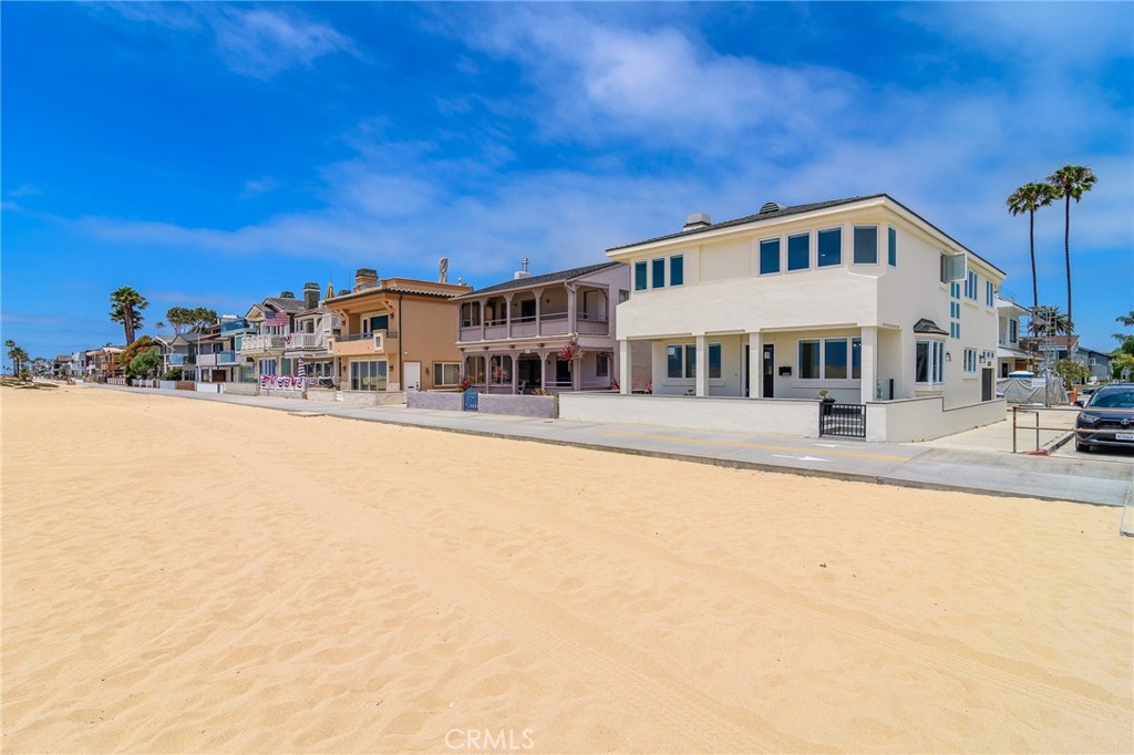 Properties 600 W Oceanfront