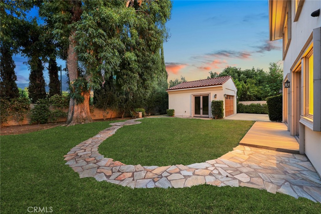 Photo 38 of 44 of 2222 S Santa Anita Avenue house