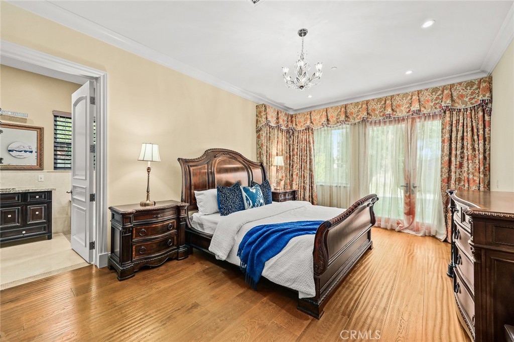 Photo 13 of 44 of 2222 S Santa Anita Avenue house