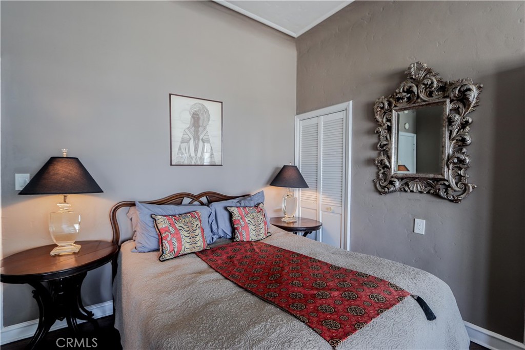 800 E Ocean Boulevard 1404