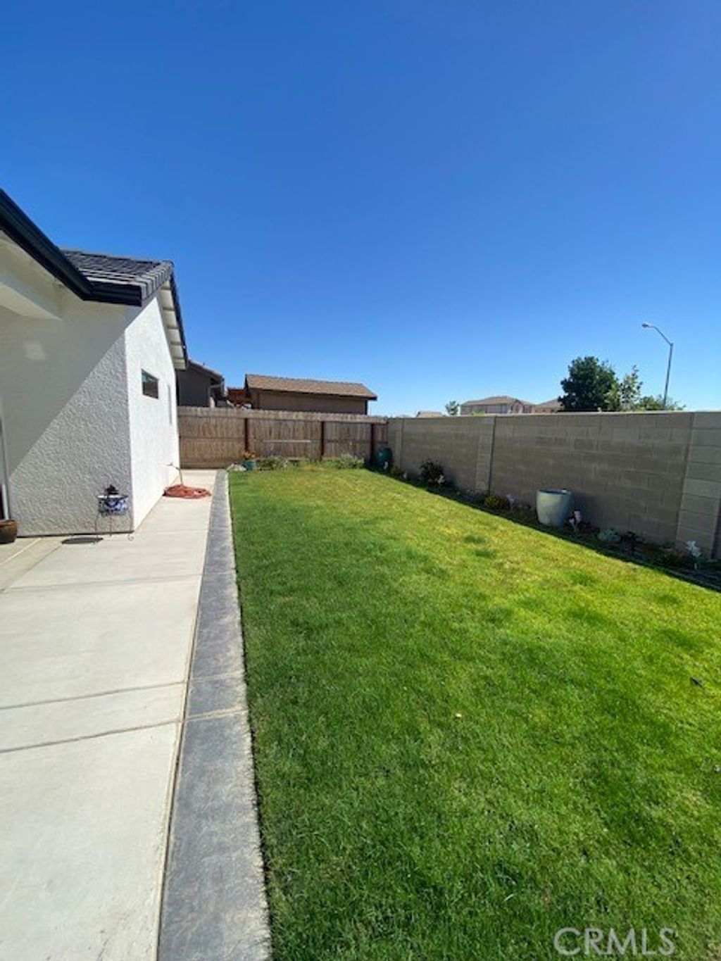 listing image 130727338692954093414