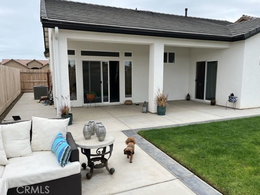 listing image 130723388935009654513