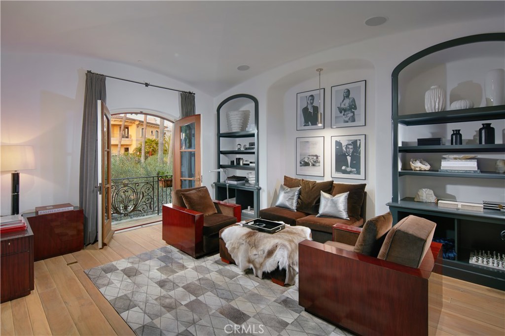 Ritz Cove (RC) - Residential