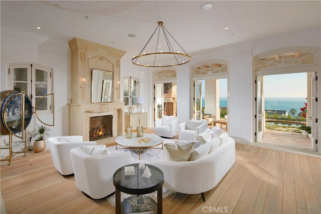 Ritz Cove (RC) - Residential