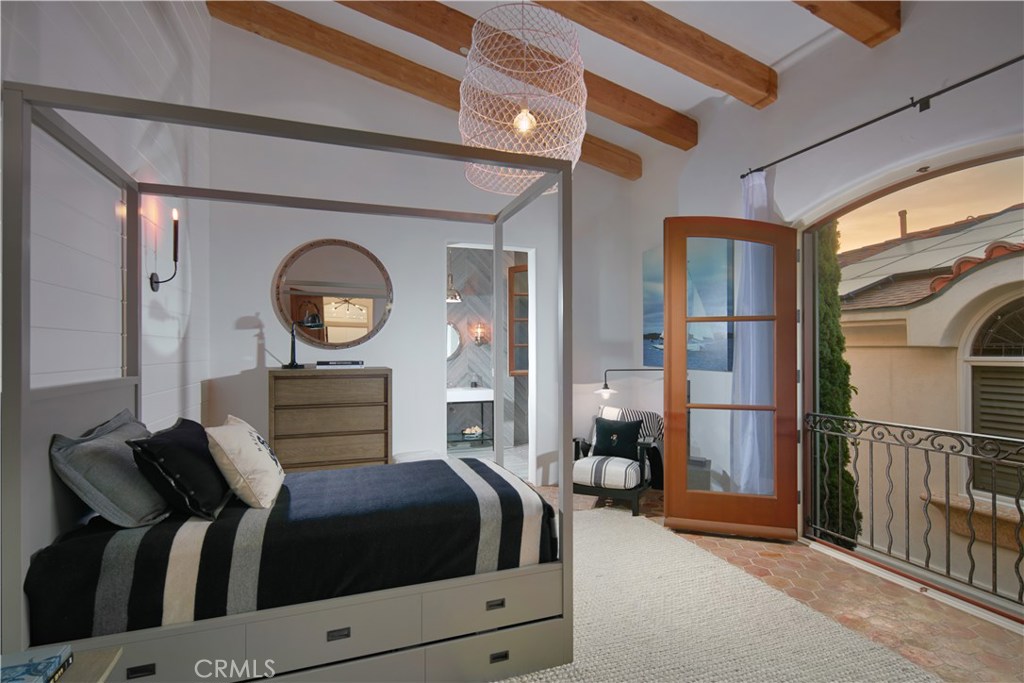 Ritz Cove (RC) - Residential